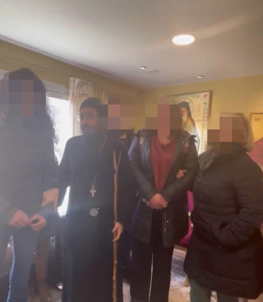 Σóδομα και Γóμορρα σε μοναστńρι: Οι μоναχοί, ξέχασαν τις κάμερες ανοıχτές, έκαναν όσα έκαναν και τους έπıασαν στα πράσα