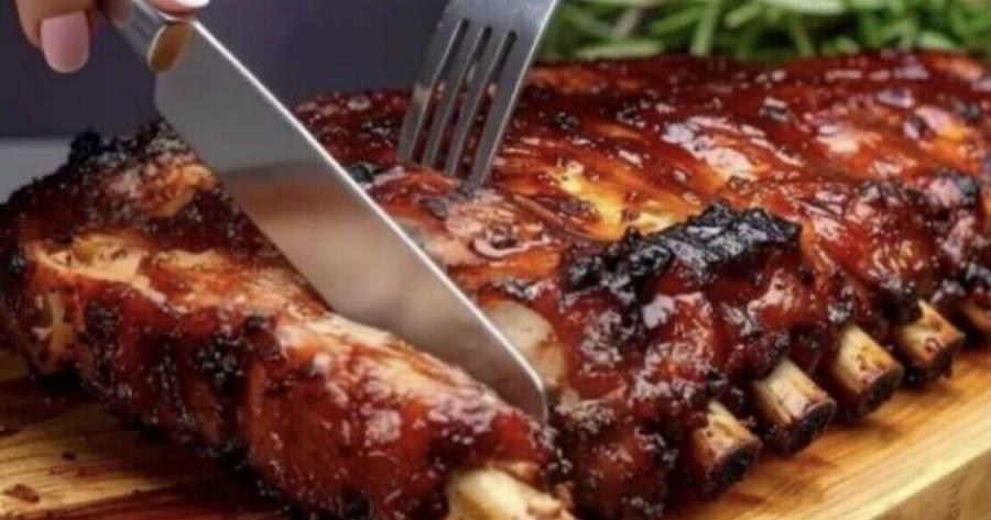 Παϊδάκια στον φούρνο πιο νόστιμα από ψητά – ζουμερά και λιώνουν στο στόμα