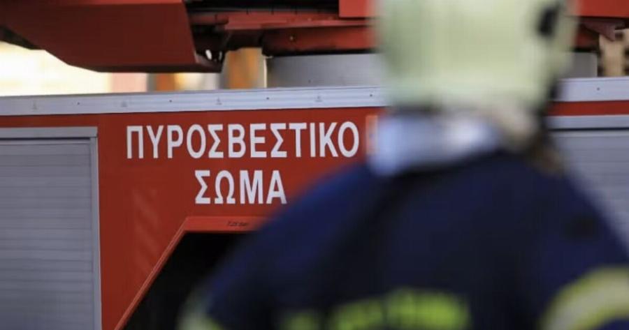 Φωτιά σε ξενοδοχείο στη Λιοσίων – Νεκpός βρέθηκε 40χρονος μέσα σε δωμάτιο
