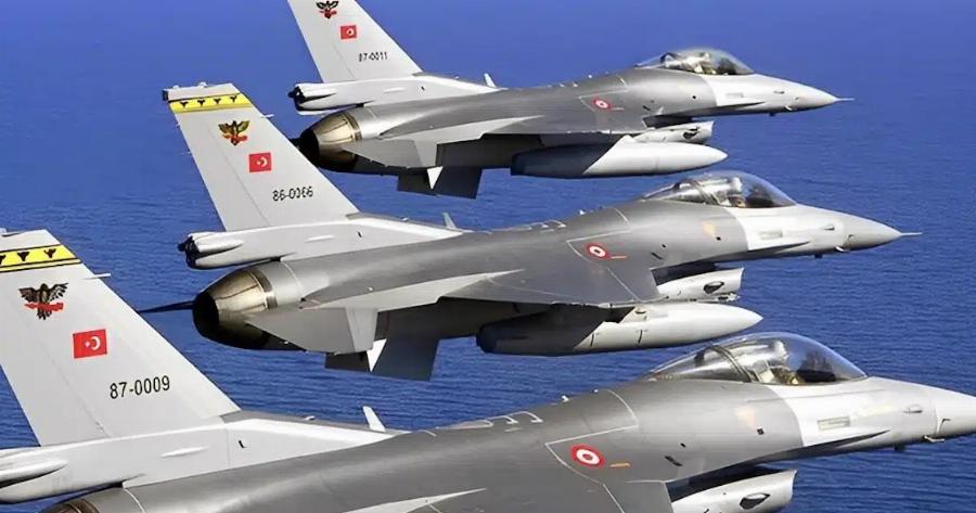 ΕΚΤΑΚΤΟ Η ΤΟΥΡΚΙΑ ΑΠΕΙΛΗΣΕ ΤΗΝ ΕΛΛΑΔΑ