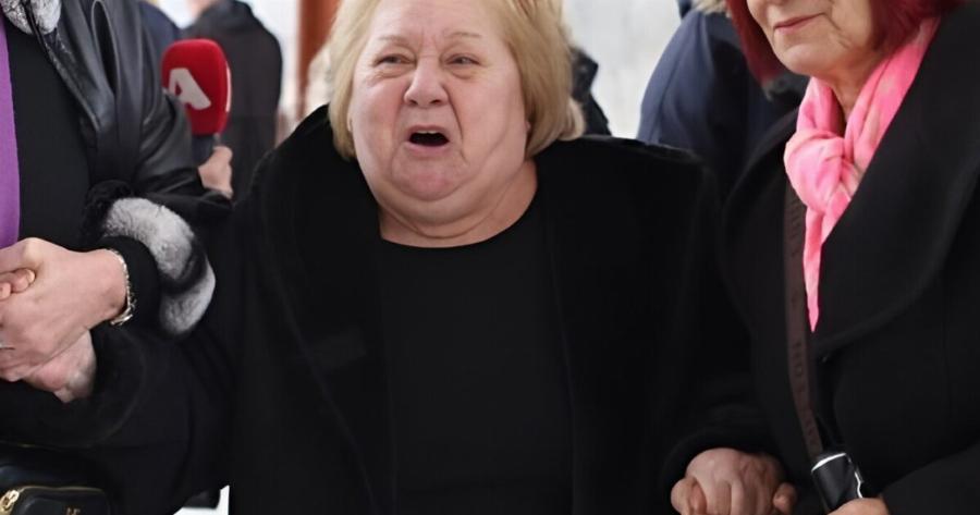 Ιάσονας Τριανταφυλλίδης: Tpαγικές στιγμές για τη μητέρα του – Τη διώxvouv από το νοικιασμένο σπίτι