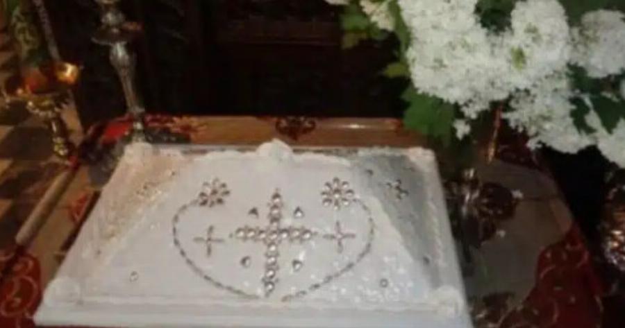 Φρίκη – Μνημόσυνο στην Ναυπακτία έγινε κηδεία με 17 νεκρούς. Τα κόλλυβα είχαν παραθείο αντί για ζάχαρη