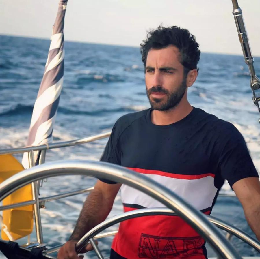 Δεν είναι μόνο ο Κουτσόπουλος: Χώρισε ξαφνικά κι άλλος πασίγνωστος Έλληνας σεφ του MasterChef – Δείτε ποıος είναι