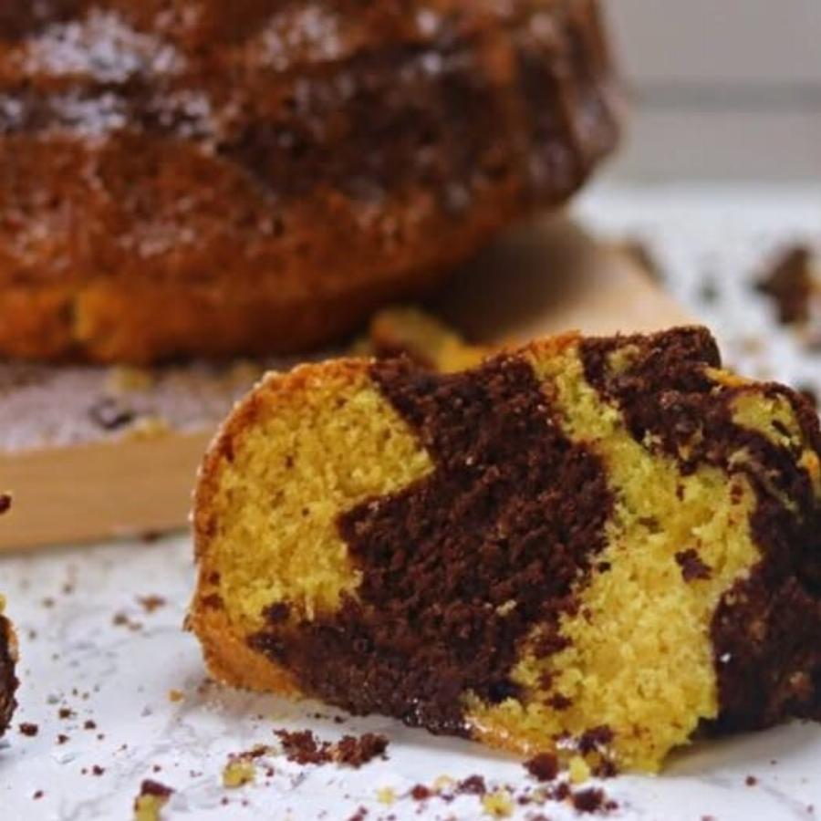 Ενα από τα πιο κλασικά κέικ είναι αυτό με το πορτοκάλι και την σοκολάτα! Πραγματικά απίθανο σε γεύση και υπέροχο σε υφή