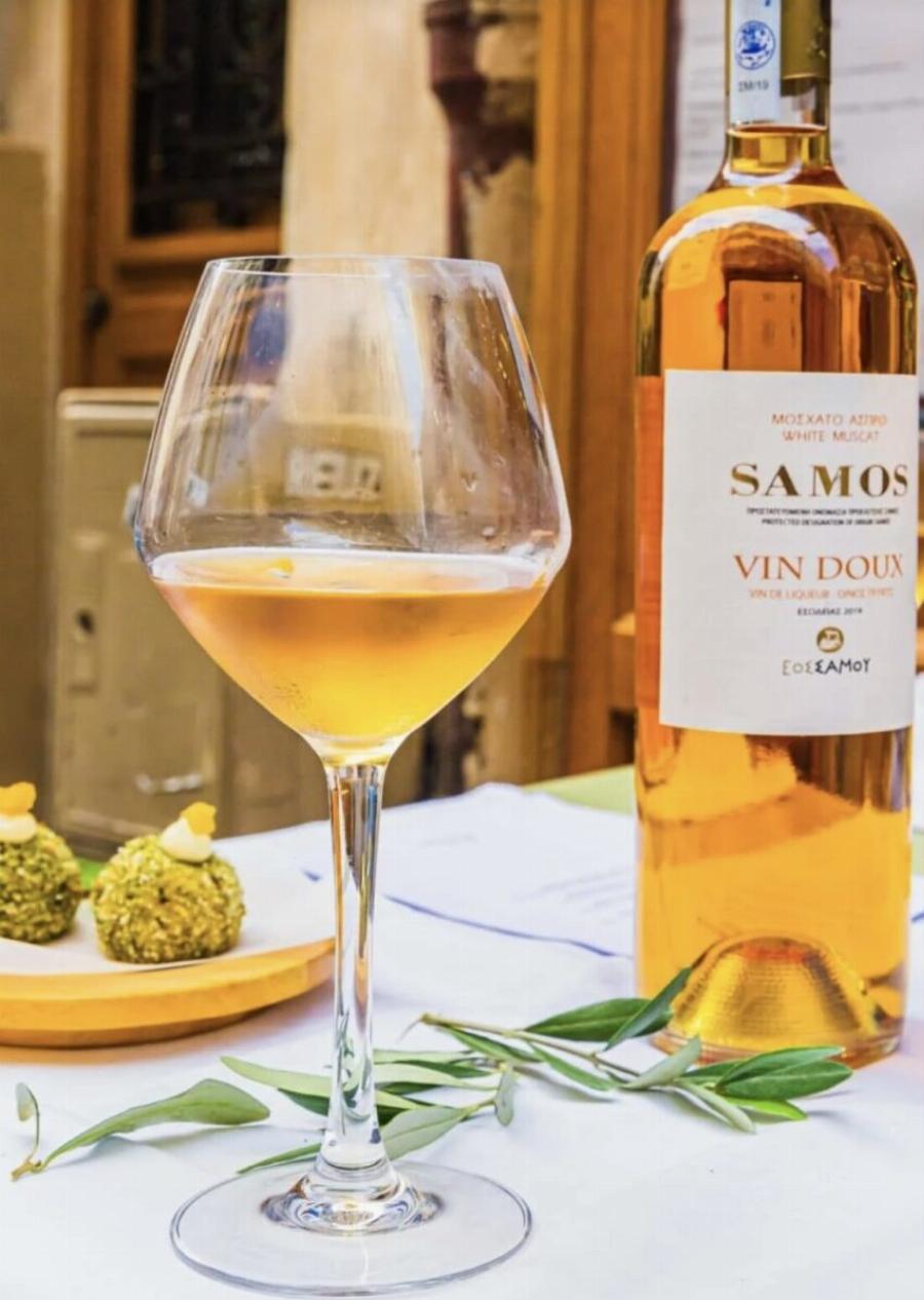 Αuτό είναι το Ελληνικό κρασί που ψηφίστηκε το καλύτερο στον κόσμο – Σαpώνει παντού η Ελλάδα