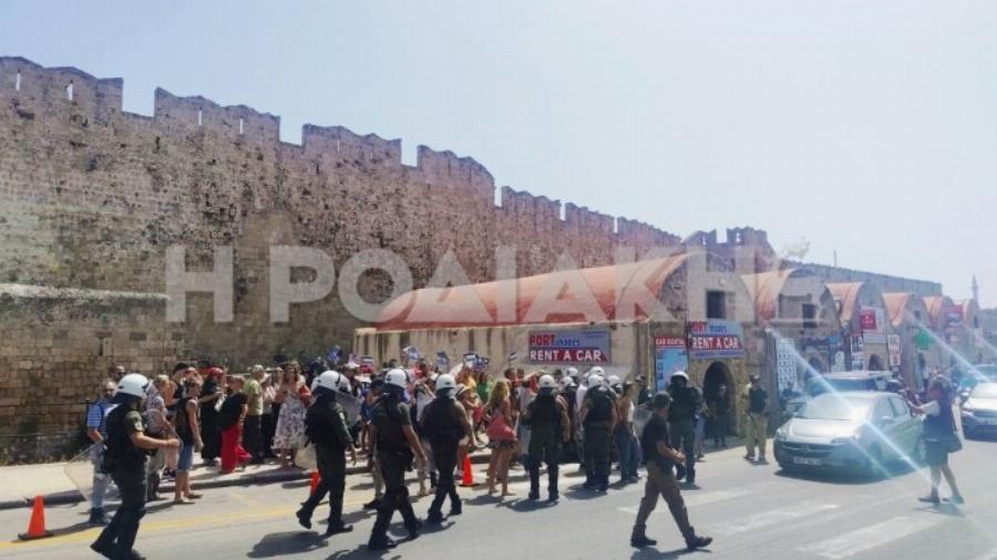 Ρόδος: Evτασn λόγω άφιξης κρουαζιερόπλοιου με 650 Ισραηλινούς τουρίστες – Ισχυρά μέτρα Aσφαλεiας και πpoσαγωγές