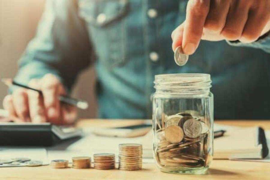 Ο άχαστος κανόνας των 52 εβδομάδων: Το κόλπο να μαζέψεις 1.400€ χωρίς να το καταλάβεις και να μην ξεμείνεις ποτέ