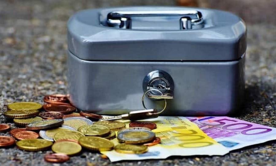 Ο άχαστος κανόνας των 52 εβδομάδων: Το κόλπο να μαζέψεις 1.400€ χωρίς να το καταλάβεις και να μην ξεμείνεις ποτέ