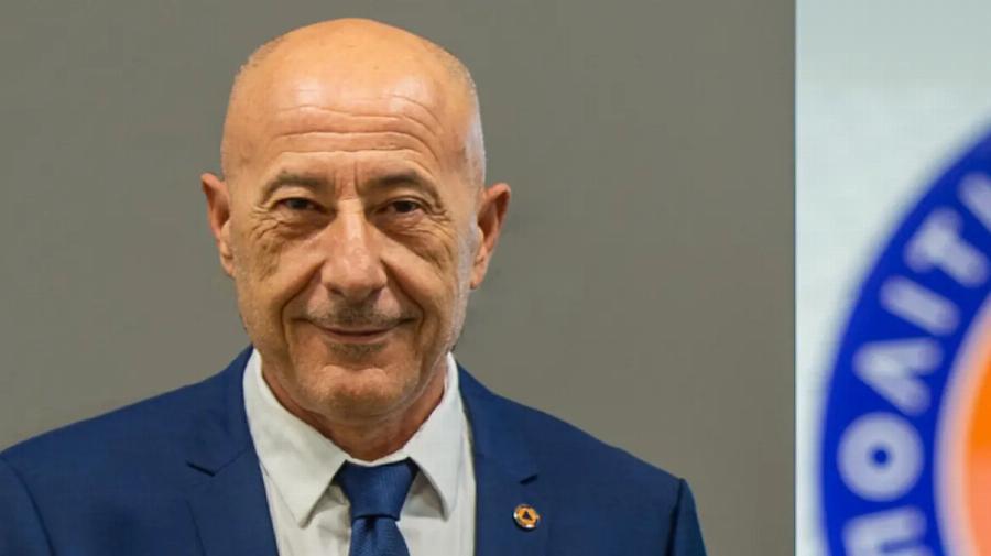 EKTAKTO: Τα κατάφερε ο Ελληνικός Λαός: Παραιτήθηκε – Όλα τα συνθήματα φώναζαν το όνομά του στην πορεία για τα Τέμπη