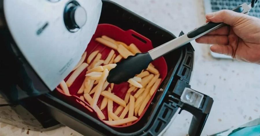 «Τέλος» στις φριτέζες αέρα μετά από αυτό που ανακαλύφθηκε