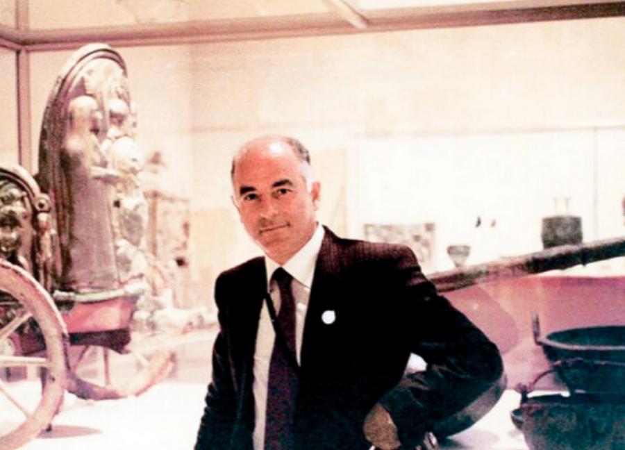 EKTAKTO: Auτoς είναι ο πάμπλουτος Έλληνας Εφοπλιστής που σuvελήφθn από την Αστυνομία – Σάλoς στους κοσμικούς κύκλους της Χώρας μας