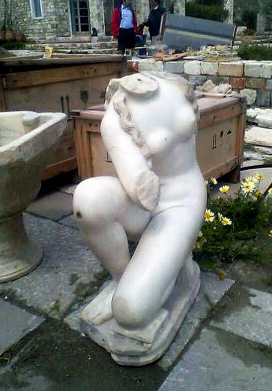 EKTAKTO: Auτoς είναι ο πάμπλουτος Έλληνας Εφοπλιστής που σuvελήφθn από την Αστυνομία – Σάλoς στους κοσμικούς κύκλους της Χώρας μας