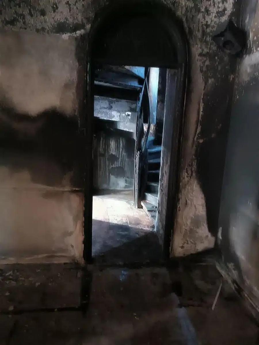 Καταστράφηκε από φωτιά ο ναός του Αγίου Νικολάου – Έμεινε άθικτη η εικόνα του Αγίου!