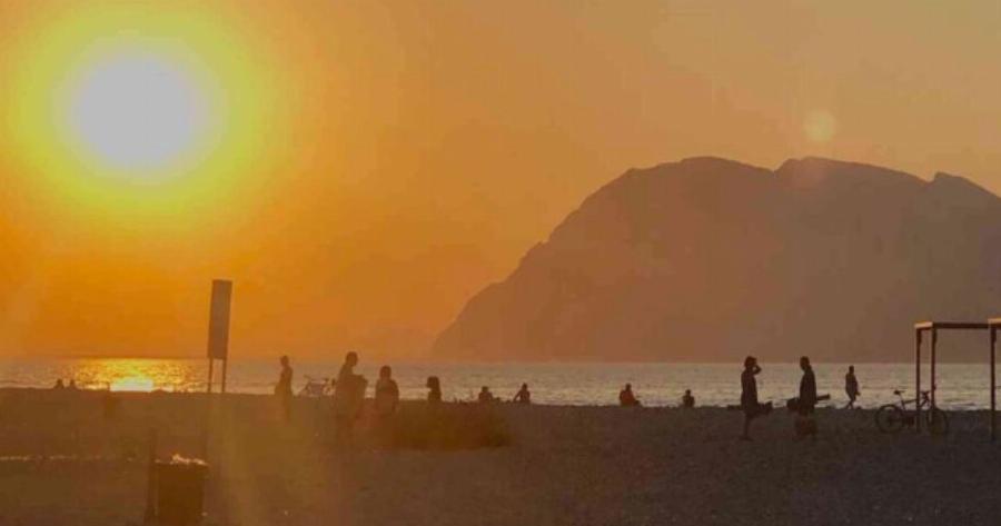 «Συναγερμός» για τον καιρό: Έρχεται ο υποτροπικός αεροχείμαρρος – Οι 7 περιοχές που θα «ψηθούν» τις επόμενες μέρες