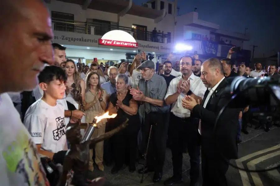 «Μου στέρησαν την αγκαλιά του πατέρα μου, πριν ακόμη γεννηθώ» – Ραγίζει καρδιές η κόρη του Τάσου Ισαάκ 30 χρόνια μετά