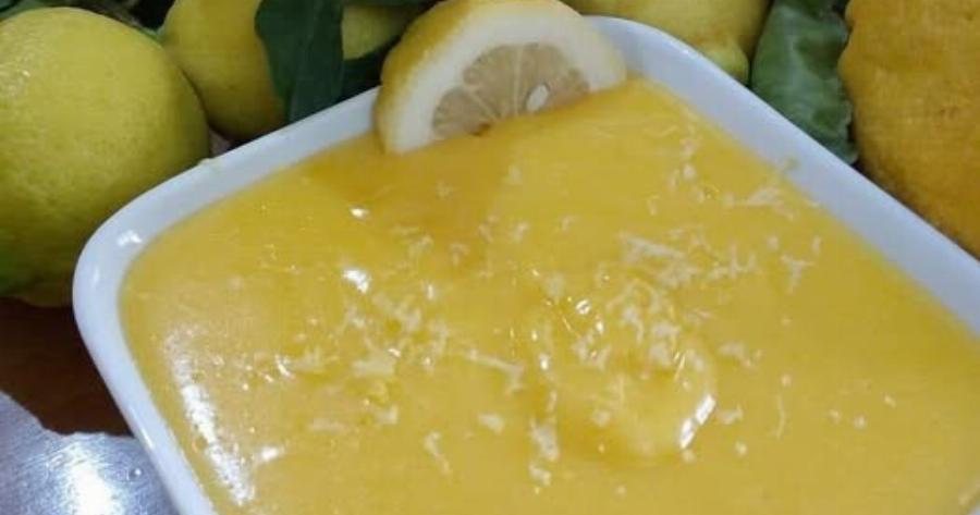 Αυτή η κρέμα λεμονιού τρώγεται και με το κουτάλι