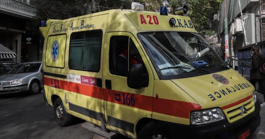 Δάκρυσαν και οι πέτρες στη Λαμία: Όλοι στα μαύρα για τον 20χρονο Κωνσταντίνο, το σπαρακτικό αντίο της μάνας