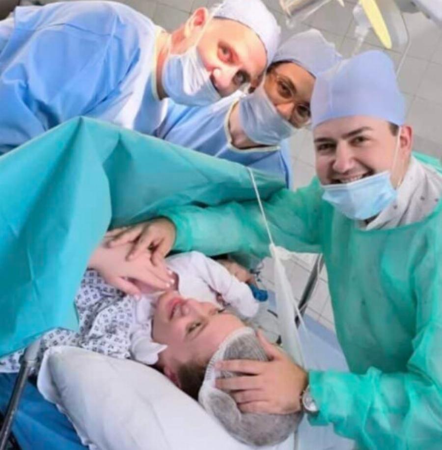 Τρισευτυχισμένοι Μαυρίκιος Μαυρικίου και Ιλάειρα Ζήση: Έγιναν γονείς για πρώτη φορά