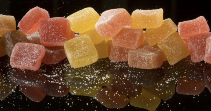 “Είναι παράνομα & επικίνδυνα”: Τέλος από τα περίπτερα πασίγνωστα ζελεδάκια, ανησυχία σε χιλιάδες γονείς