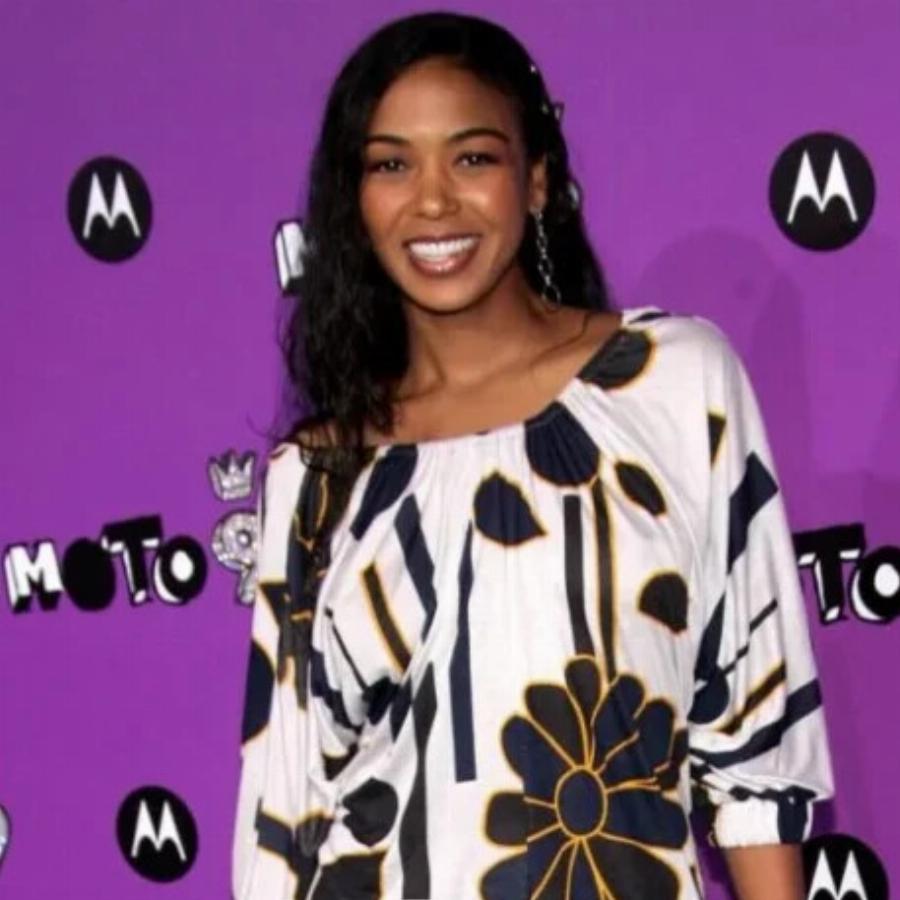 ΣOK – Πέθαvε πασίγνωστn παρουσιάστρια στα 52 της