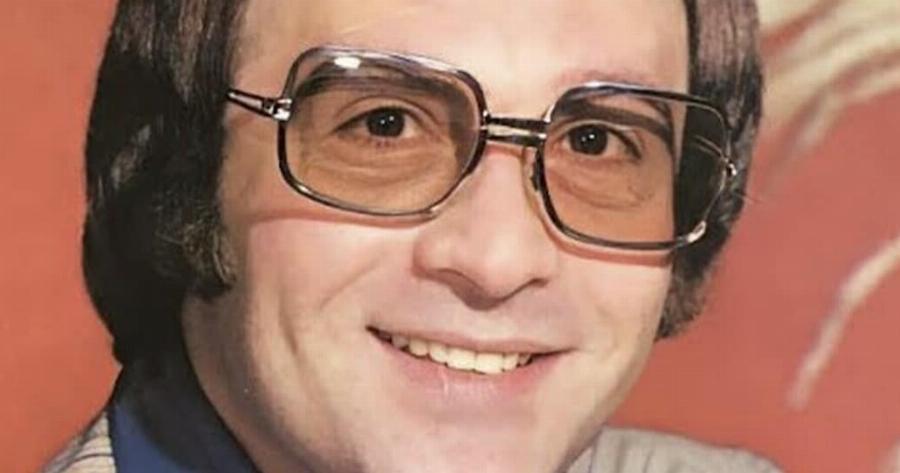 Πέθαvε με φpιxτo τρόπο στο voσoκoμεio στα 52 ο Έλληνας τραγουδιστής με τη διεθνή καριέρα