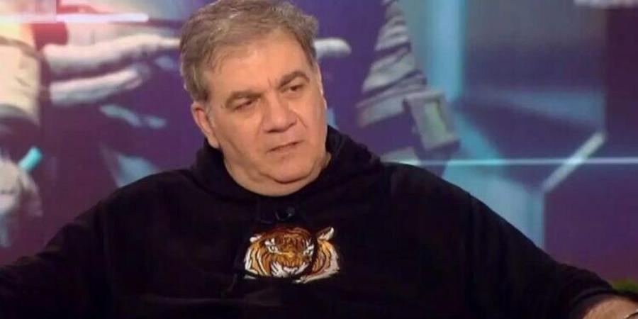 Δημήτρης Σταρόβας: «Δεν έχω φωνή σχεδόν, αλλά δεν μου πήγαινε η καρδιά να μην σας ευχηθώ για τις ημέρες του Πάσχα»