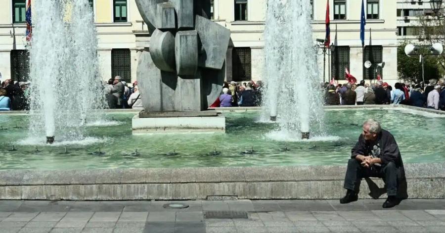 Δυσάρεστα νέα για τις συντάξεις του Μαΐου