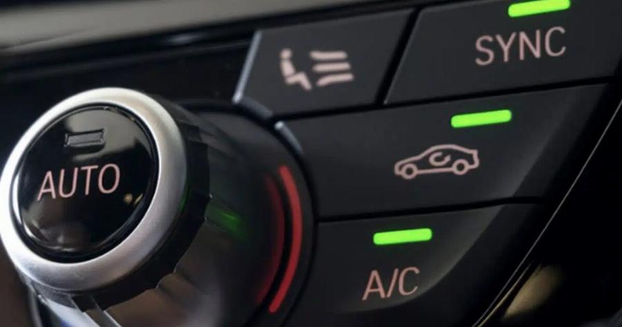 Τα περισσότερα αυτοκίνητα έχουν κουμπί ανακύκλωσης αέρα – Ελάχιστοι όμως ξέρουν πώς να το χρησιμοποιούν σωστά