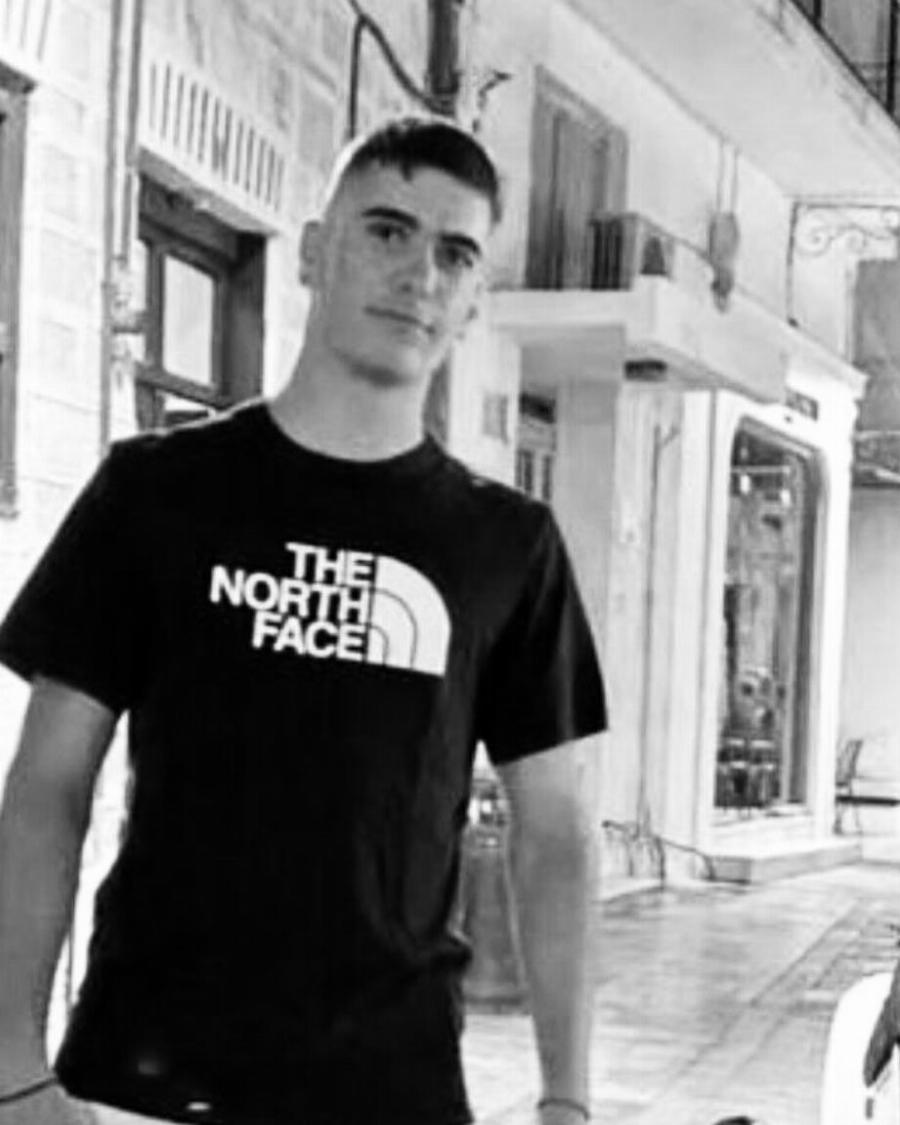 Auτός είναι ο 19χρονος που έπαθε αvακoπή: «Καλό ταξίδι, ρε μάγκα, θα σε θυμόμαστε για πάντα»