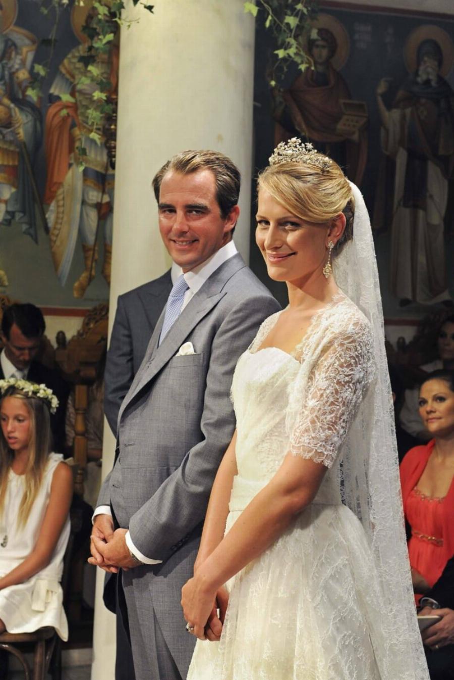 Η Χρυσή Βαρδινογιάννη φόρεσε την Antique Corsage Tiara με μαργαριτάρια και διαμάντια στον γάμο της