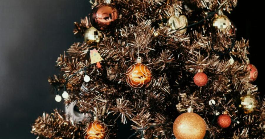 Επικίνδυνα χιλιάδες χριστουγεννιάτικα δέντρα: Αν δεν έχουν αυτό… πετάξτε τα