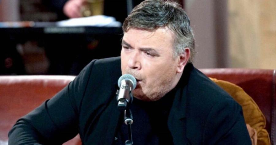 Δύσκολες ώρες για τον Μανώλη Λιδάκη: Εσπευσμένα στο νοσοκομείο για 2 χειρουργεία