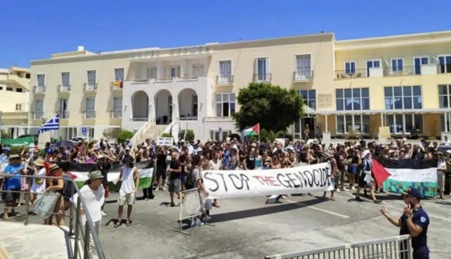 ΕΚΤΑΚΤΗ ΕΙΔΗΣΗ ΓΙΑ ΚΡΟΥΑΖΙΕΡΟΠΛΟΙΟ ΠΟΥ ΕΦΥΓΕ ΑΠΟ ΤΟ ΛΙΜΑΝΙ ΤΗΣ ΣΥΡΟΥ ΓΕΜΑΤΟ ΚΟΣΜΟ