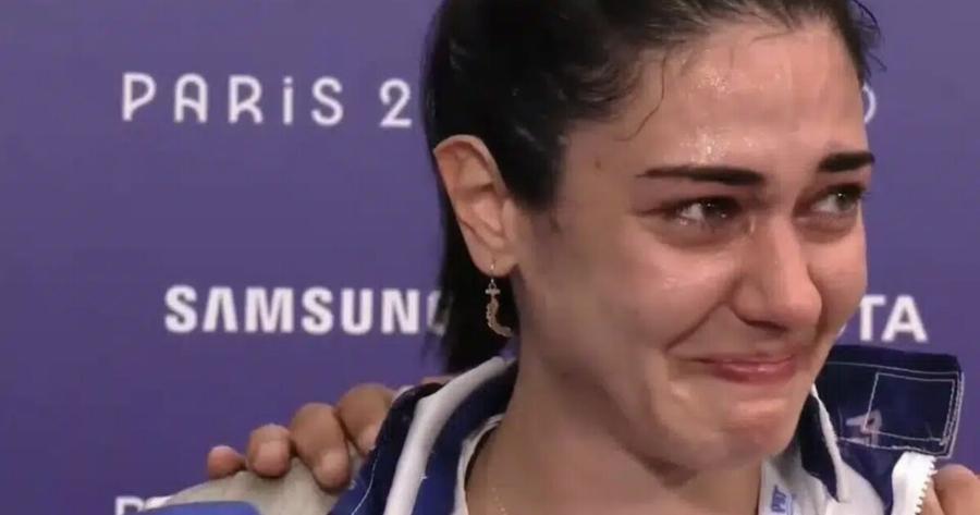 «Αυτό που έγινε σήμερα είναι σκάνδαλο»: Παράπονα για τον αποκλεισμό της Δώρας Γκουντούρα – Έβαλε τα κλάματα η Ελληνίδα ξιφομάχος
