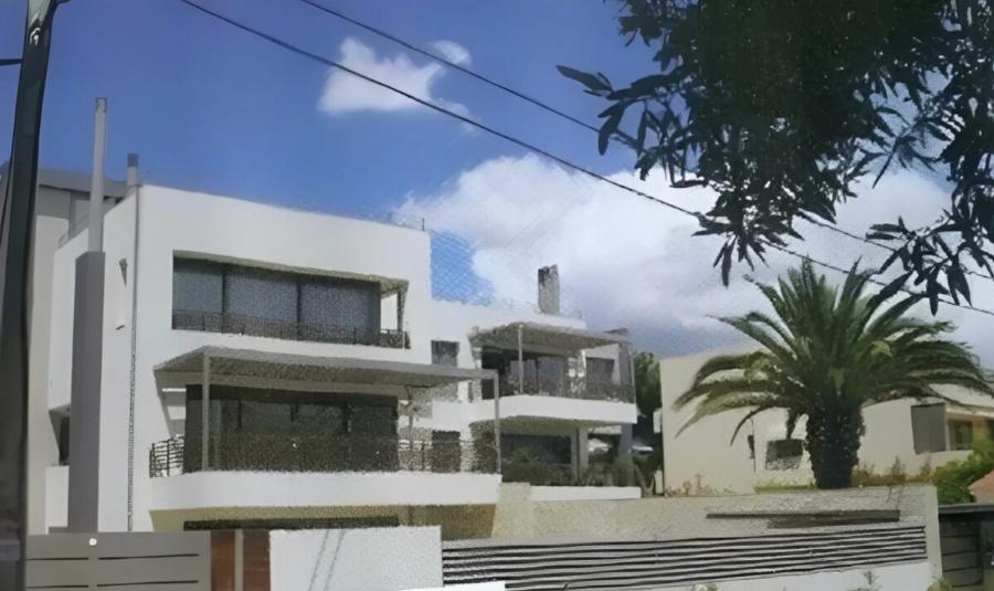 Το σπίτι-θpuλoς της Μαρινέλλας στην Κηφισιά: Εκεί πέθαvε, τα 160 τ.μ. που αγόρασε από τη Ρένα Βλαχοπούλου