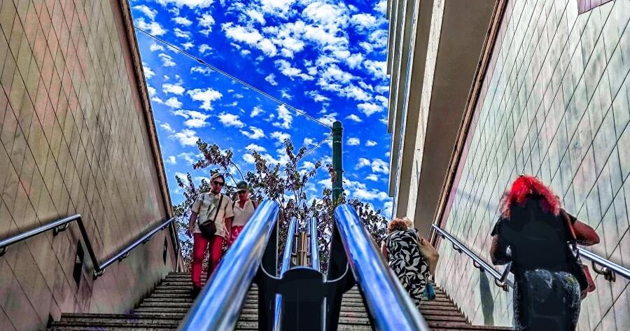 ANATΡΟΠΗ ΤΩΡΑ ΜΕ ΤΟΝ ΚΑΙΡΟ ΤΗΣ ΜΕΓΑΛΗΣ ΕΒΔΟΜΑΔΕΣ- ΕΡΧΟΝΤΑΙ ΒΡΟΧΕΣ ΚΑΙ ΚΑΤΑΙΓΙΔΕΣ