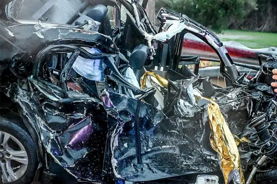 Δύσκολες ώρες τώρα: «Έναν σταυρό και μια προσευχή για το παιδάκι μου, ένα παιδί έχω…»