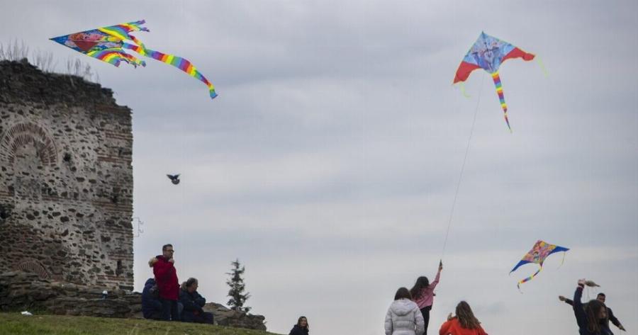Πότε πέφτει φέτος η Καθαρά Δευτέρα; Όλες οι αργίες του 2024