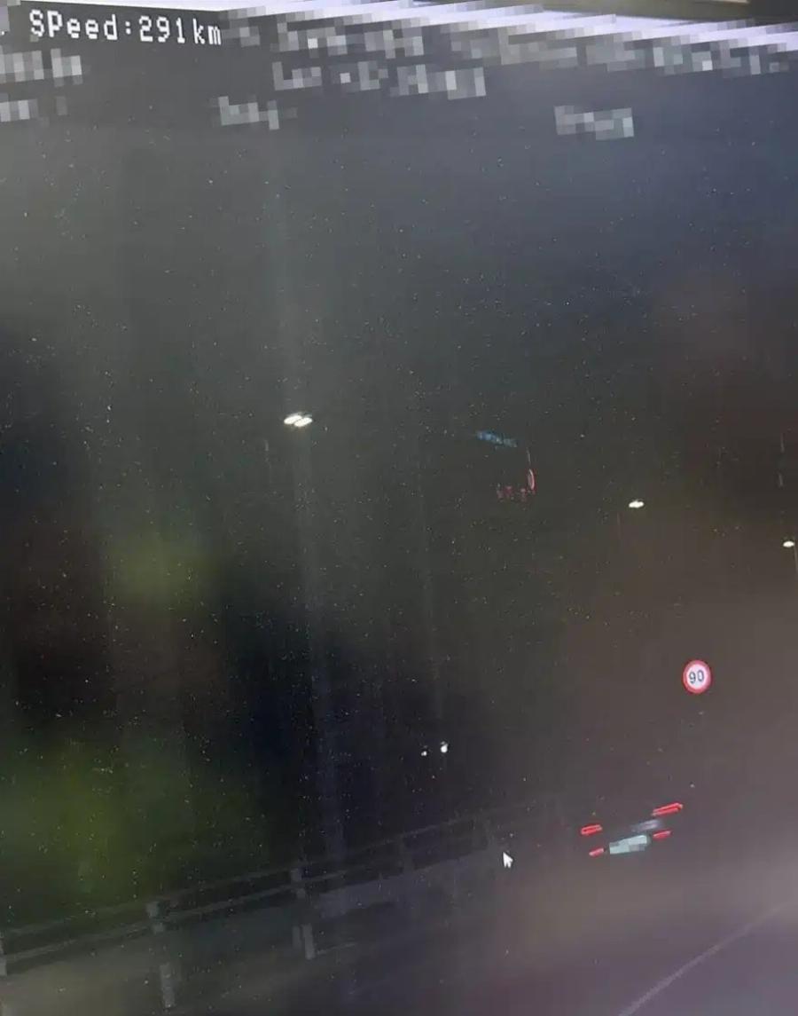 Γόνος γνωστής επιχειρηματικής οικογένειας ο οδηγός του super car που έτρεχε με 291 χιλιόμετρα στη Συγγρού