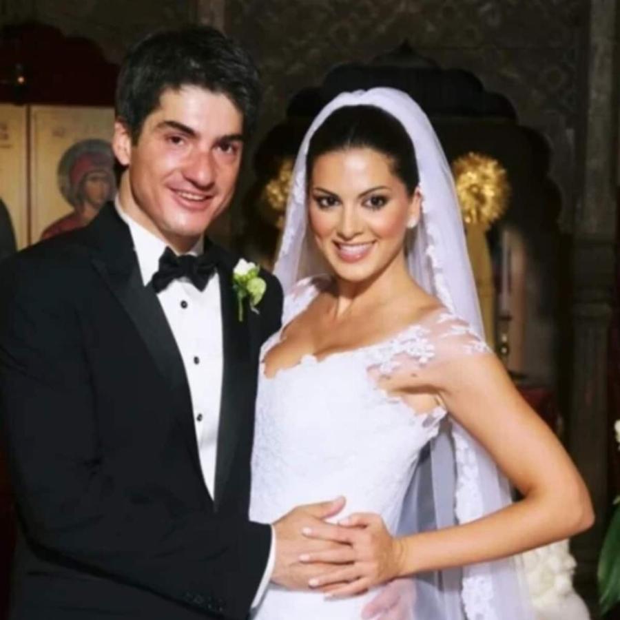 Auτή 43 κι εκείνος…: Η μεγάλη διαφορά ηλικίας της Σταματίνας Τσιμτσιλή με τον σύζυγό της, Θέμη Σοφό