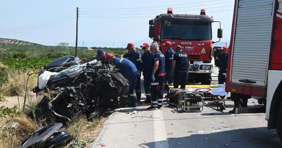 Τραγωδία πριν λίγο στην χώρα μας: Τρεις νεκροί σε φριχτό τροχαίο