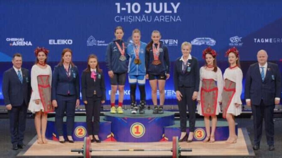 Περήφανη Ελληνίδα: Η Μαρία Στρατουδάκη κατέκτησε 3 χρυσά μετάλλια με ρεκόρ Ευρώπης στο Ευρωπαϊκό Πρωτάθλημα Κ15