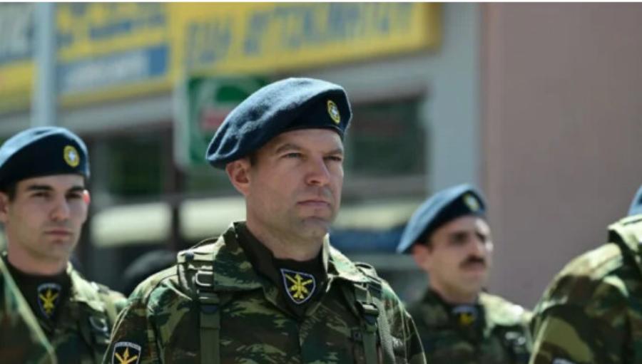 Χαμός με τον Κασσελάκη – Ντύθηκε στο «χακί» και ξετpέλανε τη χώρα