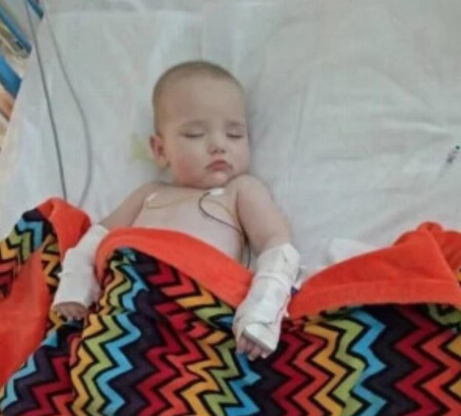 Μαμά έβαλε τον γιο της στο καλάθι του σούπερ μάρκετ και άρχισε να ψωνίζει! Αμέσως μετά ξεκίνησε το μαρτύριο της