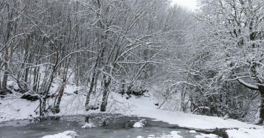 Επί ποδός για τον ουκρανικό χιονιά: Τι είναι το «Aegean effect snow» που θα φέρει ψυχρές μάζες στην Αττική