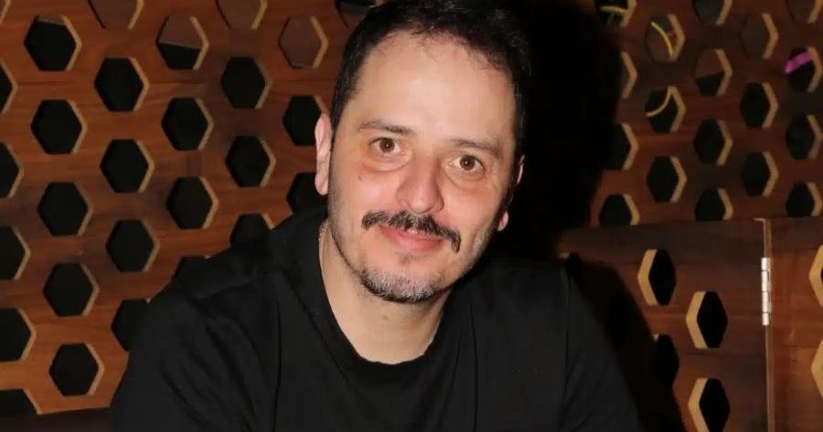 Σάλoς με την ανάρτηση του Αλέξανδρου Τσουβέλα για τον Χριστό