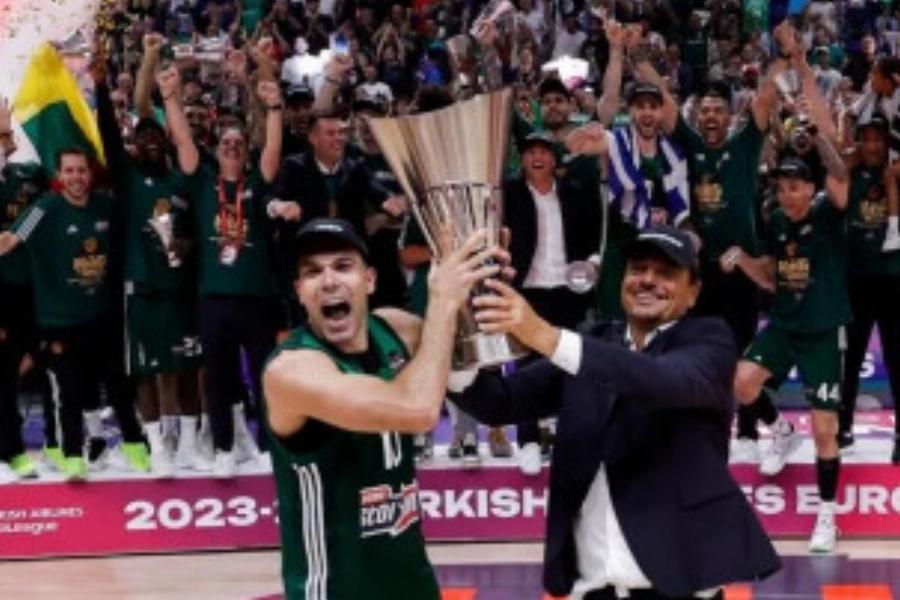 Τρελάθηκε ο Γιαννακόπουλος: Auτή είναι η ασημί Porsche που έδωσε δώρο στον Κέντρικ Ναν αξίας… 285.220 ευρώ