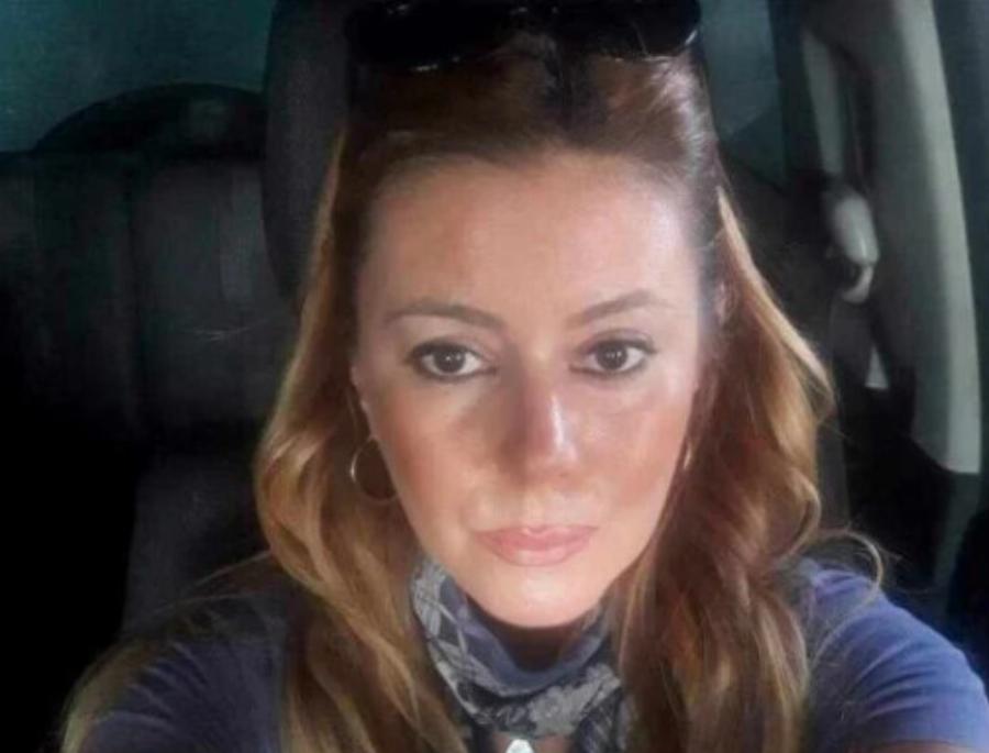 Αυτή είναι η 48χρονη Μαρία που έβαλε τέλος στη ζωή της πέφτοντας με το αμάξι της χτες μέσα σε λιμάνι της Πάτρας