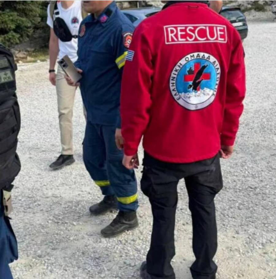 Χάθηκαν 12 άτομα – Σε εξέλιξη επιχείρηση διάσωσης
