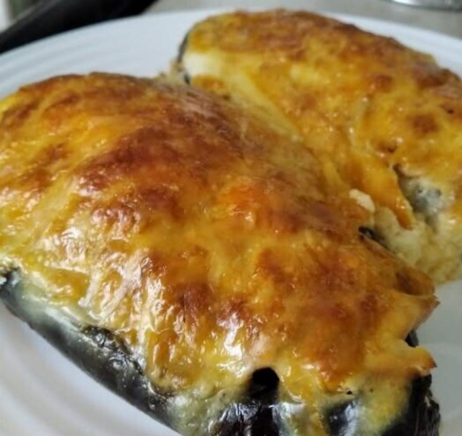 Μελιτζάνες παπουτσάκια με κιμά και μπεσαμέλ – παραδοσιακή συνταγή